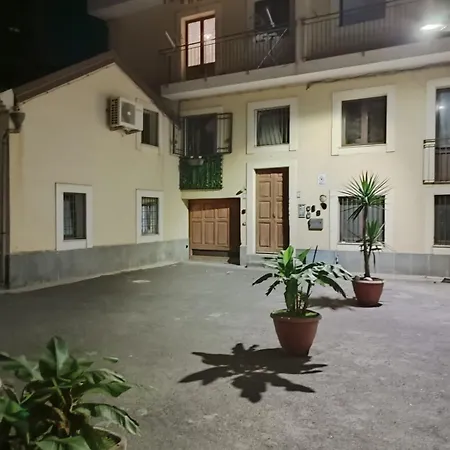 Didi House Duomo Catânia